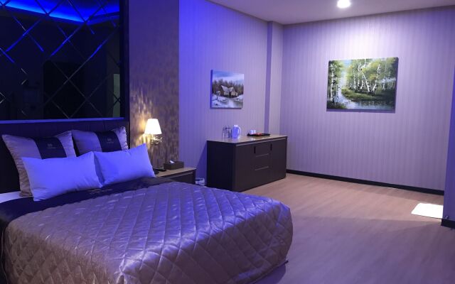 Yinxiang Xihu Motel