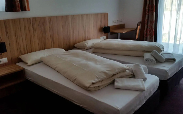 Schäfer Boardinghouse