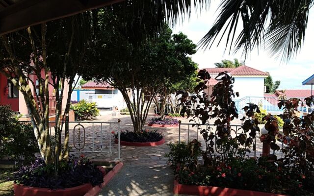 Waterfront Paradise Resort