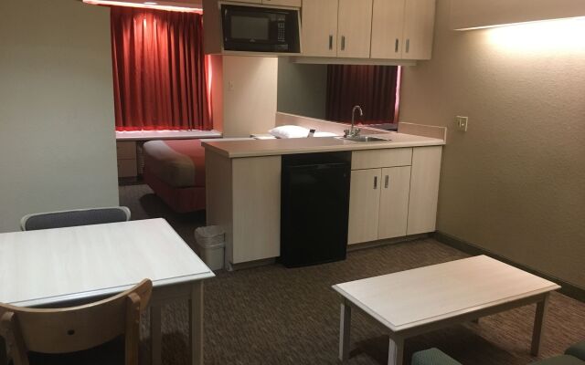 Motel 6 El Paso, TX - Southeast