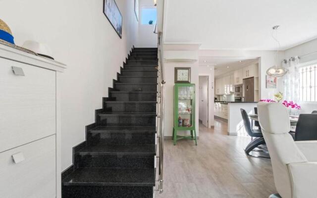 Vista Azul XII - El Barranco (next to pool)