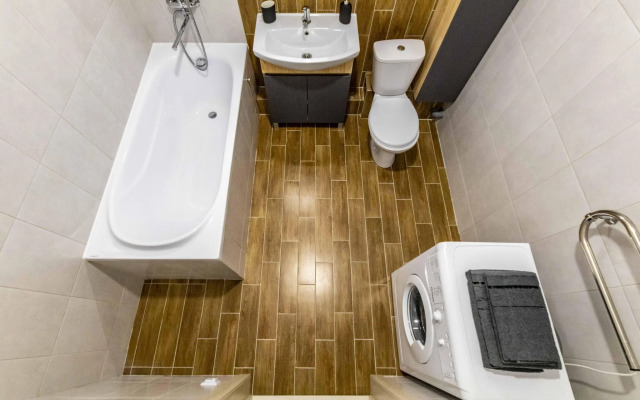 Good House (Гуд Хаус) на улице Азина 25