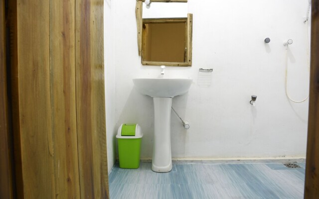 Eagle Resort Arugambay