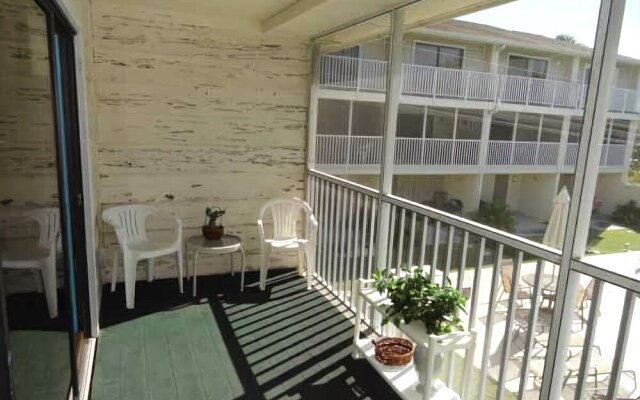 Beach Townhouses 104