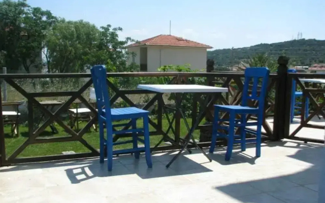 Cunda LaVie