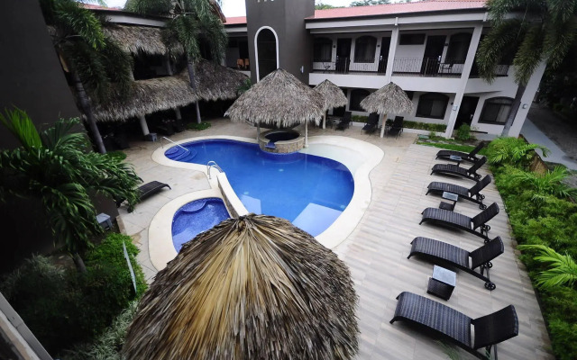 Hotel Colono Beach