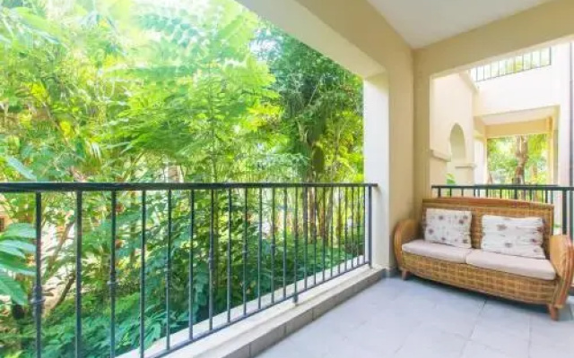Yalong Bay Leju Tropical Coquette Apartment