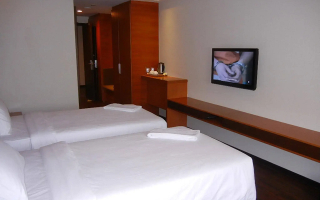C'haya Hotel
