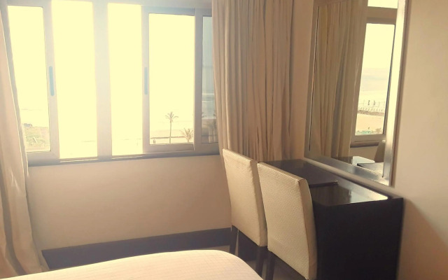 Parade Hotel