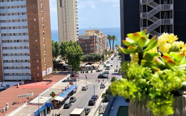 Apartment with One Bedroom in Benidorm, with Wonderful Sea View, Pool Access, Balcony - 350 M From the Beach
