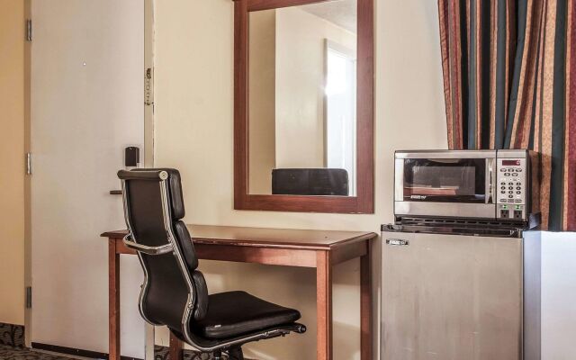 Econo Lodge
