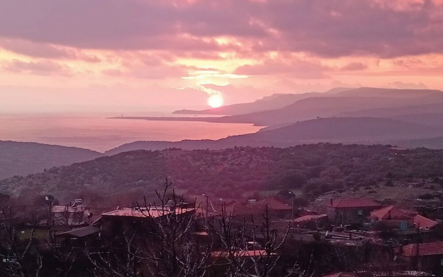 Assos Tasli Kosk