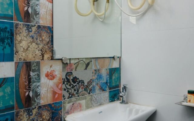 OYO 15442 Mahalakshmi Suites