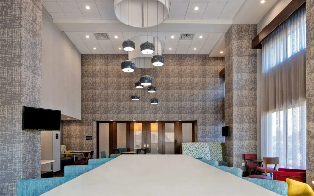 Hampton Inn & Suites Deptford