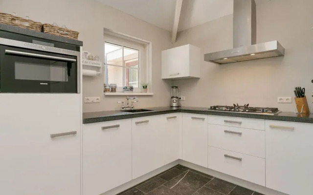 Modern Holiday Home in Putten with Hot Tub