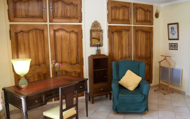 Les Chambres d'Adeline B&B