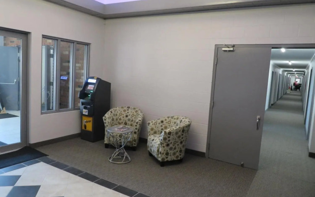 Travelodge by Wyndham Rosetown