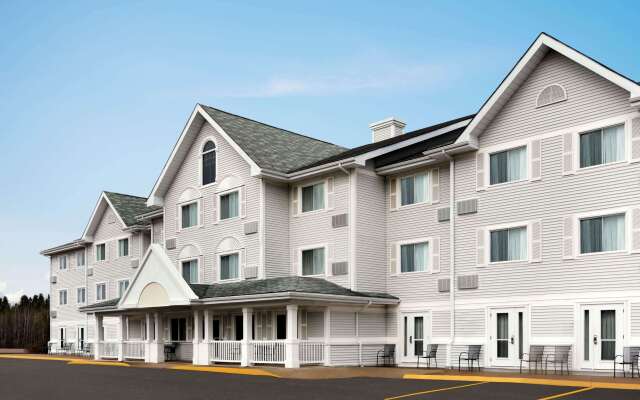 Travelodge Suites by Wyndham Moncton