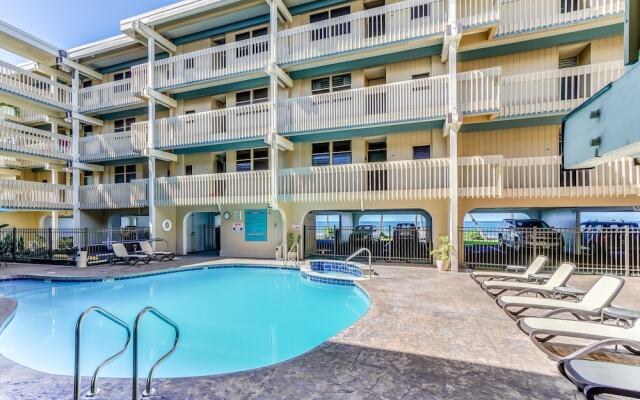 Kona Bali Kai 317 - Oceanfront 2 Bedroom Condo by RedAwning