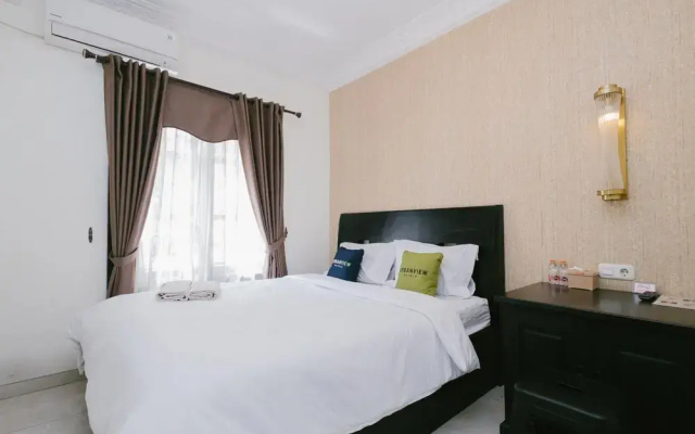 Urbanview Hotel Sultan Palace Malang by RedDoorz