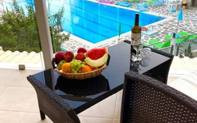 Palotel Luxury Hotel