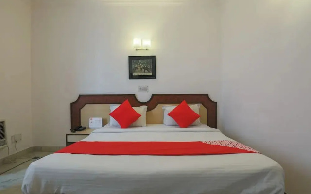 OYO Rooms Defence Colony A Block