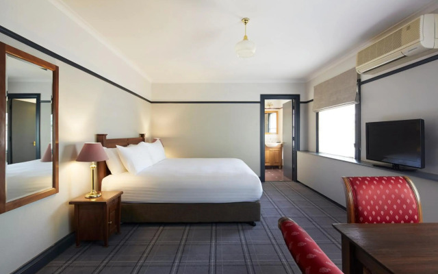 Brassey Hotel