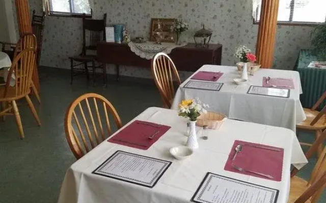 Oakes Oramel Inn