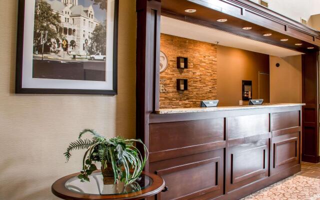 Comfort Suites - New Braunfels