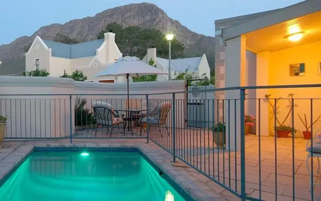 Kruger House Guest Cottages