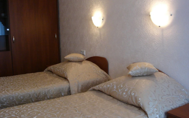Hotel Znannya