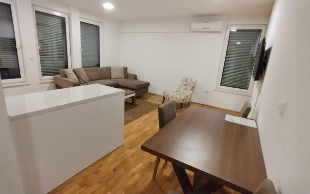 Apartments Aida