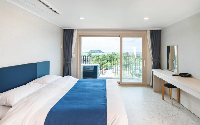 Hallim Resort