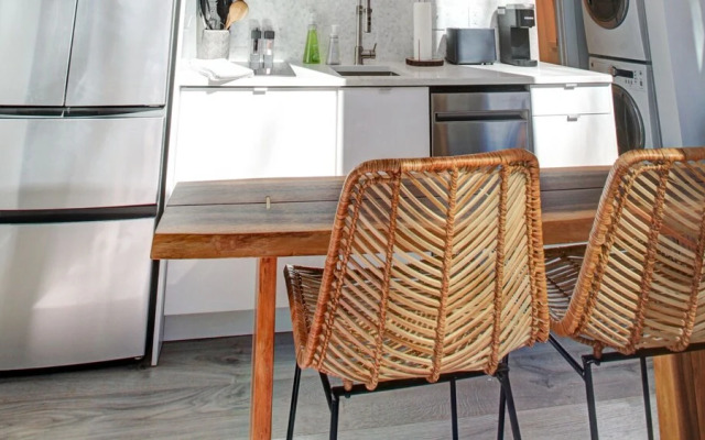 5 Bedroom, Woodside Avenue