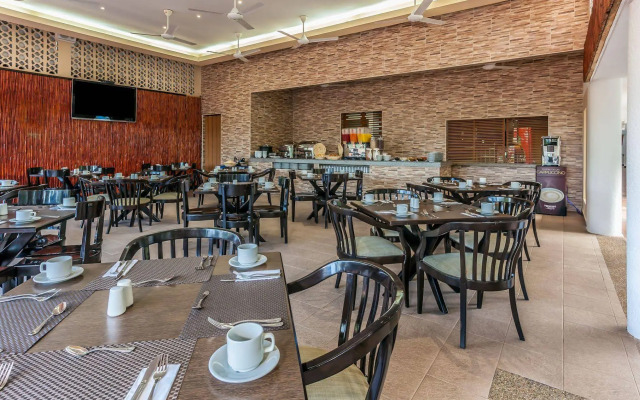 GHL Hotel Club El Puente