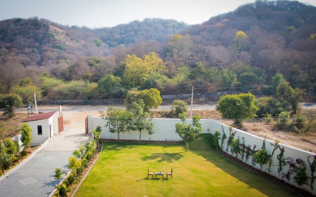 Welcomheritage Ranthambore Forest Resort