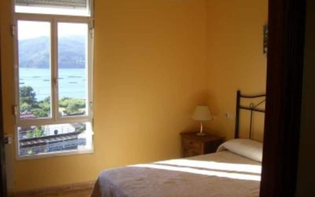 Pontevedra 101872 2 Bedroom Apartment By Mo Rentals