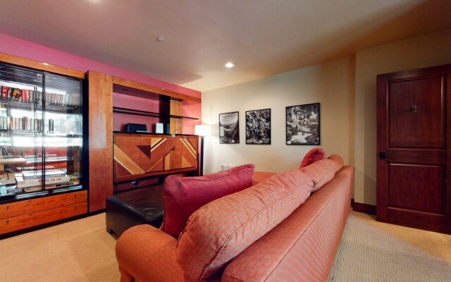 Juniper Crest 1 4 Bedroom Townhouse by RedAwning