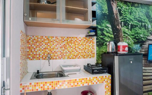 Warm And Cozy Stay Studio Green Bay Pluit Apartment