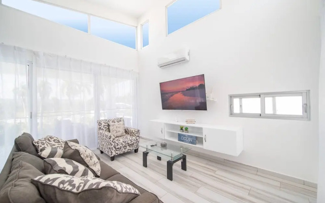 Amazing 2br Villa Near Surfing Beaches!