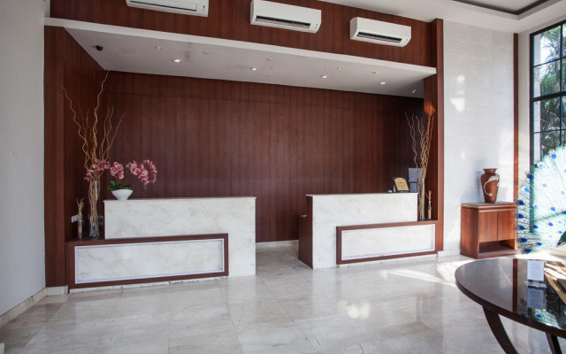 RedDoorz Premium @ Raya Nginden