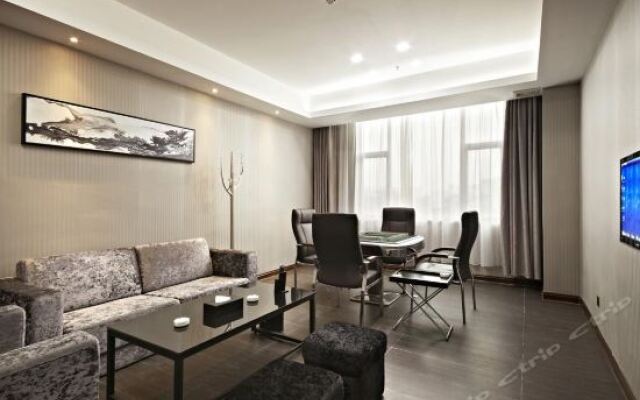 Platinum Crystal Hotel