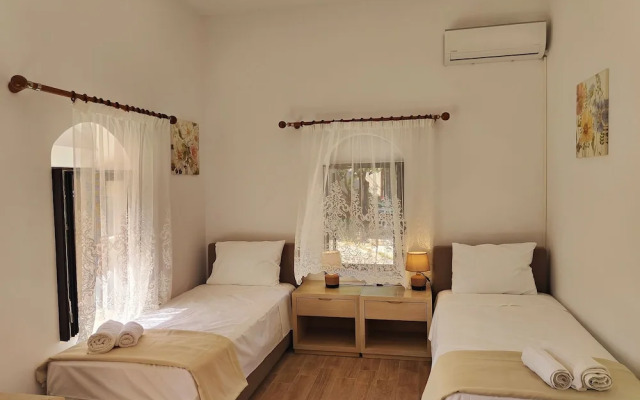Helena Apartments in Paradisi Rhodes