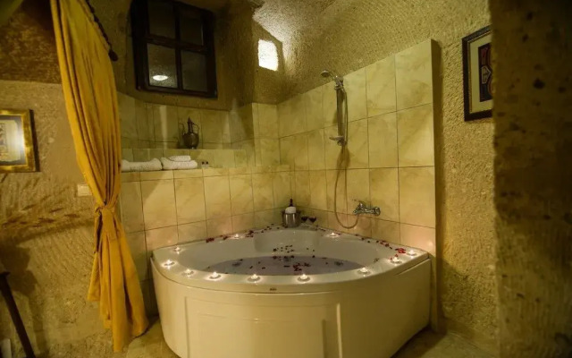 Valley Inn Cave Hotel