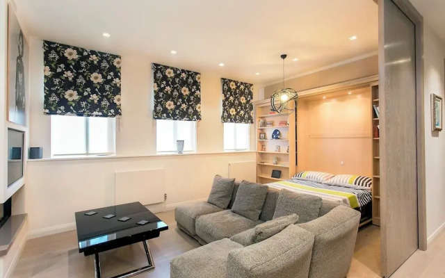 Ultra Modern 1-bedroom Apartment in Soho