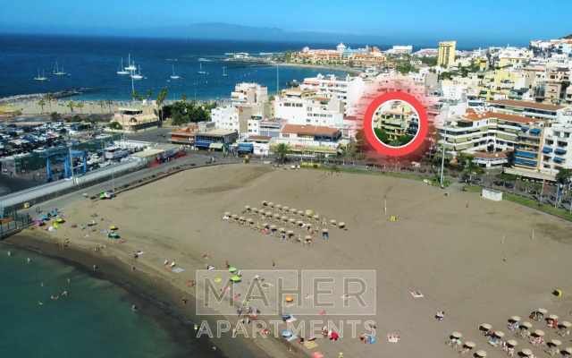 Cozy 3-bedrooms flat, main square and beachfront