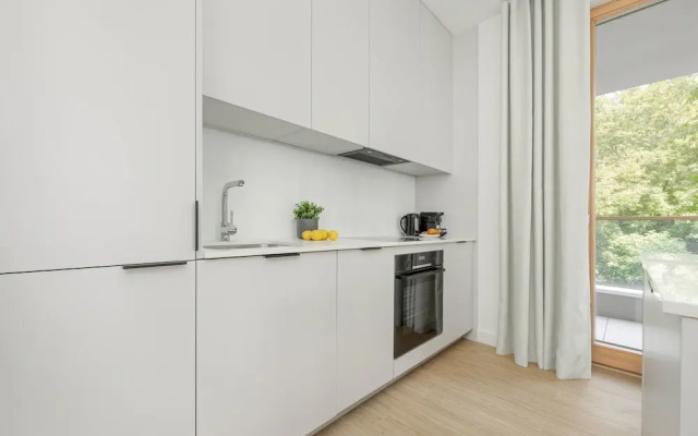 Cozy City Apartment by Renters Prestige