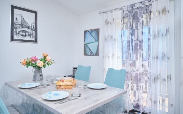 Seaview Apartment Kia by Litto