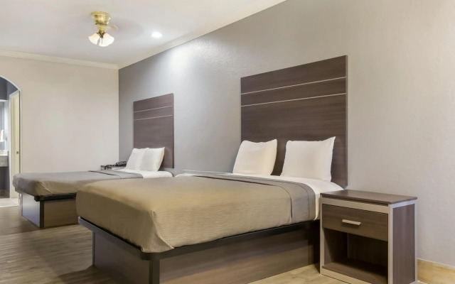 Americas Best Value Platinum Inn & Suites