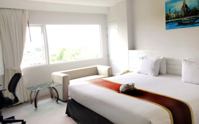 V Verve Service Apartment Hotel